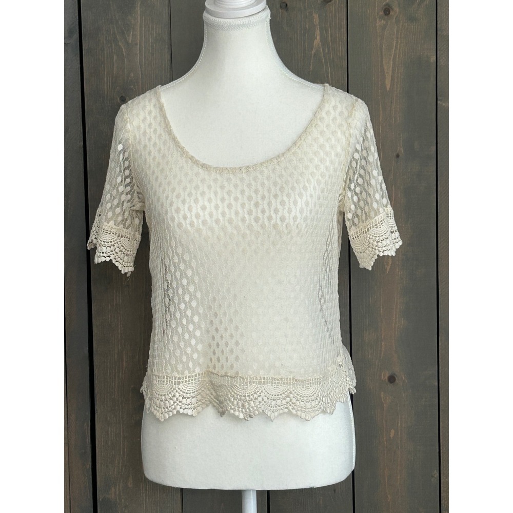 Charlotte Russe Cream Lace Short Sleeve Top Crochet Trim Sheer Boho Blouse M